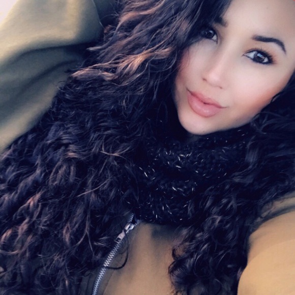 Meet your Posher, Nikky - Picture 6 of 10